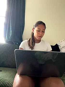 VanessaBling online show from 09/15/25, 09:15