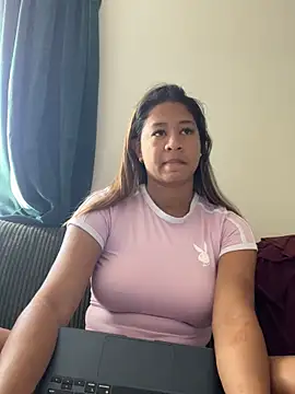 VanessaBling online show from 09/28/25, 03:06