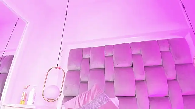 PamelaMendez  online show from 02/02/25, 12:13