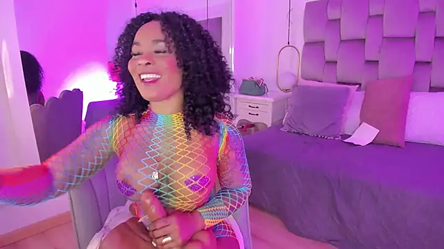 PamelaMendez  online show from 03/09/25, 03:43