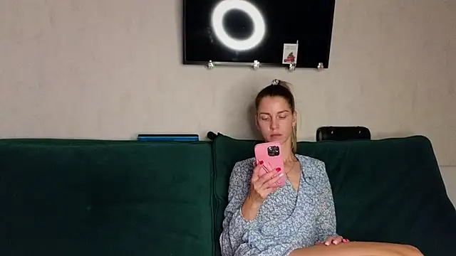 FoxLoveBasik online show from 03/01/25, 05:38