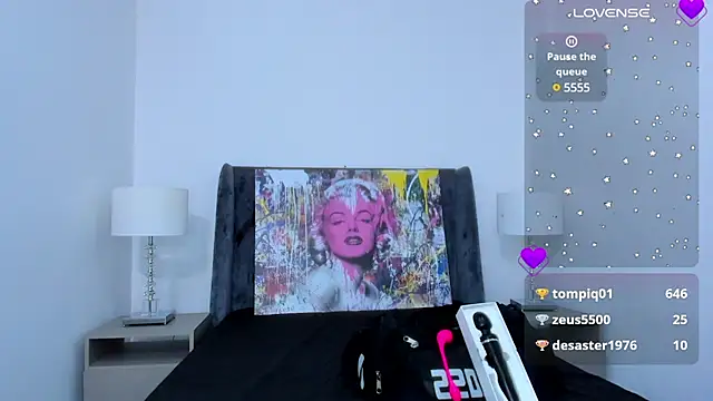 AmberAdams  online show from 12/17/24, 05:47