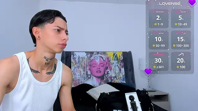 AmberAdams  online show from 12/18/24, 01:23