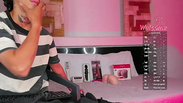 AmberAdams  online show from 04/07/26, 12:16