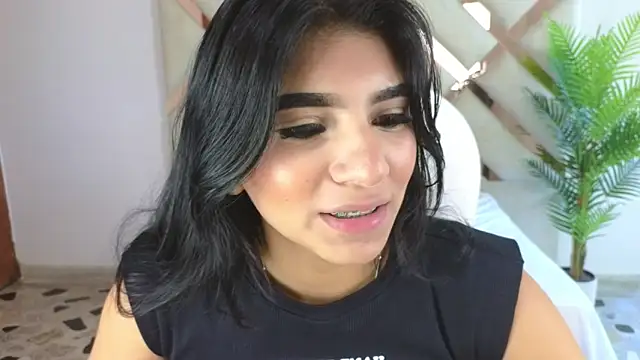maiaa ruiz online show from 01/29/25, 01:28