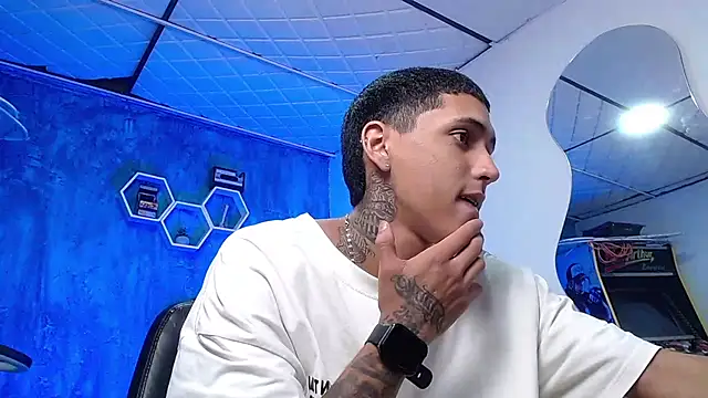 Liam lee online show from 12/05/24, 03:50