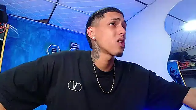 Liam lee online show from 01/12/25, 04:29