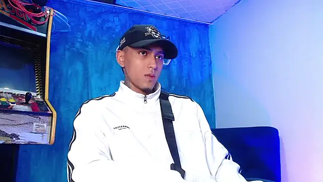 Liam lee online show from 02/04/25, 12:55