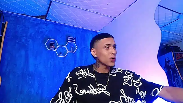 Liam lee online show from 02/20/25, 04:14