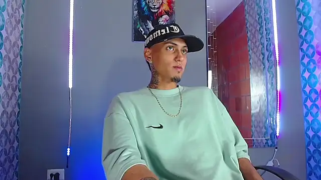 Liam lee online show from 04/01/26, 10:51