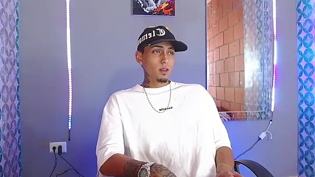 Liam lee online show from 04/17/26, 08:56