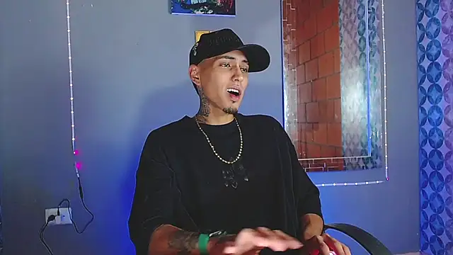 Liam lee online show from 06/07/26, 08:34