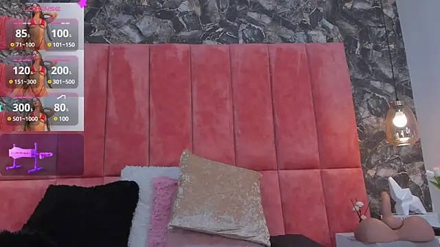 Snapshot of Annyy_Rosse chatting on 02/23/25, 01:53 Annyy Rosse online show from 02/23/25, 01:53