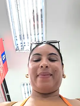 Francesca ferrari online show from 12/03/24, 10:18