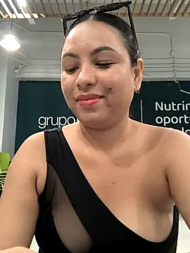 Francesca ferrari online show from 03/22/25, 05:41