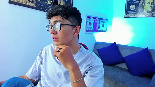 TylerWhite  online show from 01/23/25, 02:55