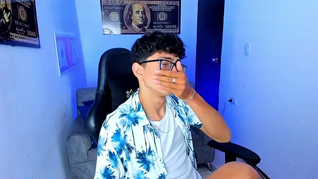 TylerWhite  online show from 03/05/25, 02:25