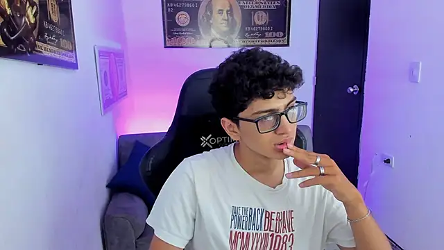 TylerWhite  online show from 03/14/25, 06:10