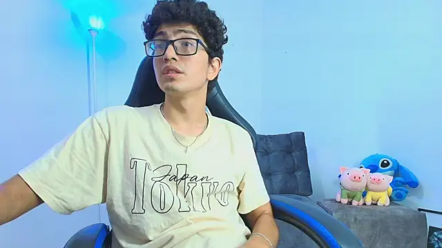 TylerWhite  online show from 09/28/25, 06:57