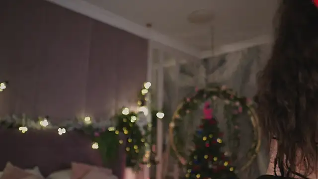 Meow Nancy online show from 12/24/24, 08:33