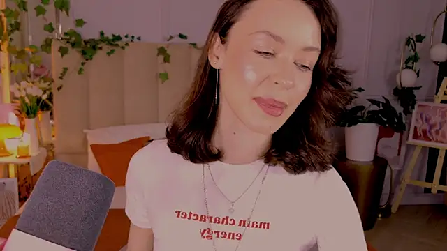Meow Nancy online show from 06/15/26, 05:09