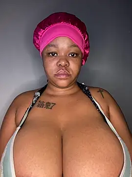 Snapshot of Mandy-101 chatting on 03/22/25, 07:04 Mandy-101 online show from 03/22/25, 07:04