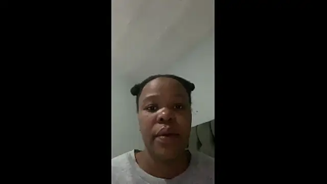 Snapshot of Mandy-101 chatting on 02/16/26, 04:36 Mandy-101 online show from 02/16/26, 04:36