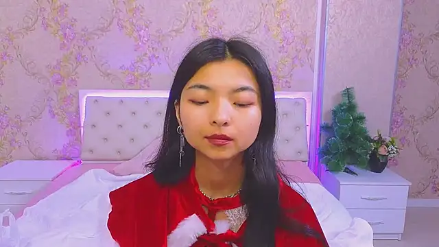 Shy Kira online show from 12/21/24, 06:34