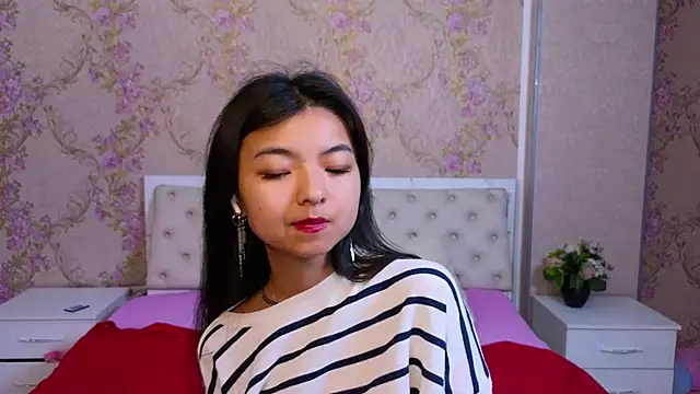 Shy Kira online show from 02/09/25, 03:45