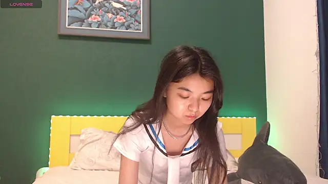 Shy Kira online show from 03/10/26, 11:48