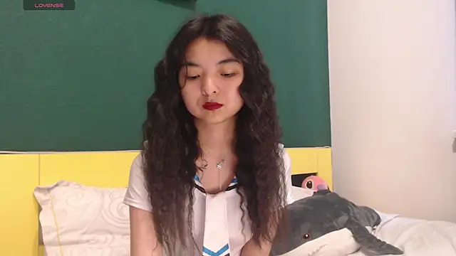 Snapshot of Shy_Kira chatting on 05/29/26, 08:45 Shy Kira online show from 05/29/26, 08:45