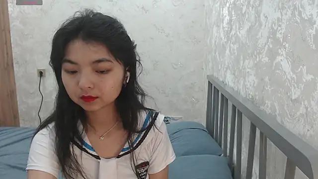 Shy Kira online show from 07/06/26, 08:55