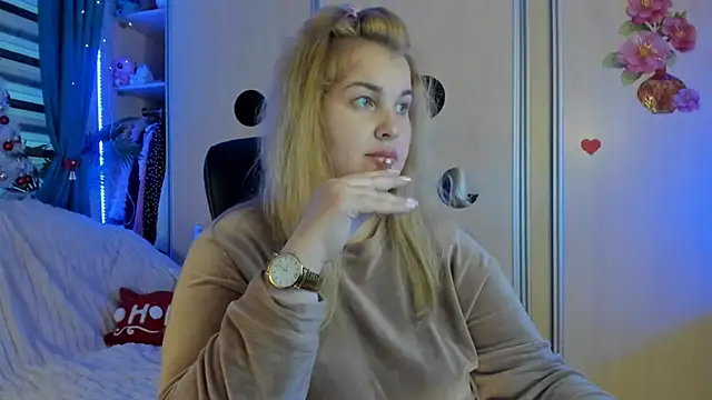 Snapshot of CoraSwon chatting on 01/06/26, 01:26 CoraSwon online show from 01/06/26, 01:26