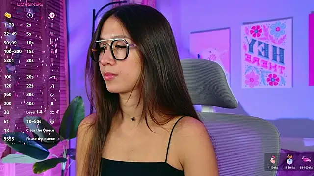 LanaBaker online show from 11/11/25, 02:55