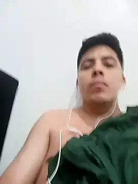 Snapshot of Fiel77 chatting on 10/26/25, 10:47 Fiel77 online show from 10/26/25, 10:47