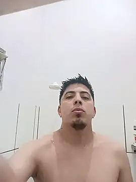 Snapshot of Fiel77 chatting on 07/20/26, 12:25 Fiel77 online show from 07/20/26, 12:25