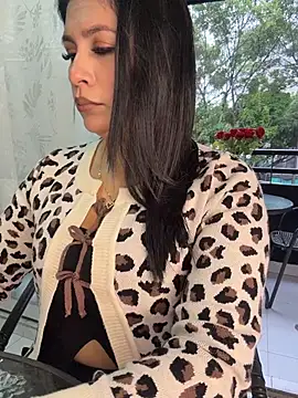 Snapshot of Sofia_Convers chatting on 06/08/26, 01:22 Sofia Convers online show from 06/08/26, 01:22