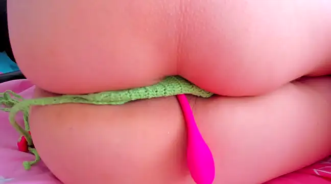 Snapshot of KarelySexy chatting on 01/29/25, 03:15 KarelySexy online show from 01/29/25, 03:15