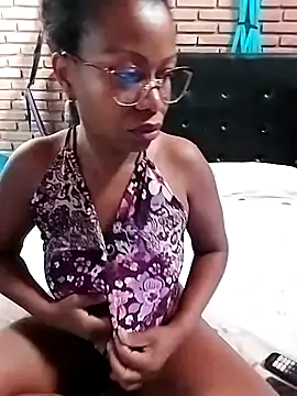 littlebrunett online show from 01/06/26, 11:14