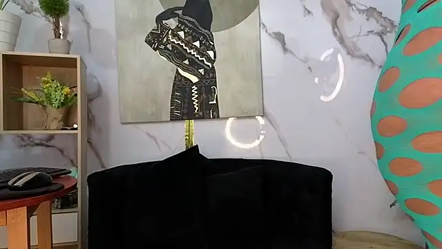 GianellaCox  online show from 11/12/25, 01:22