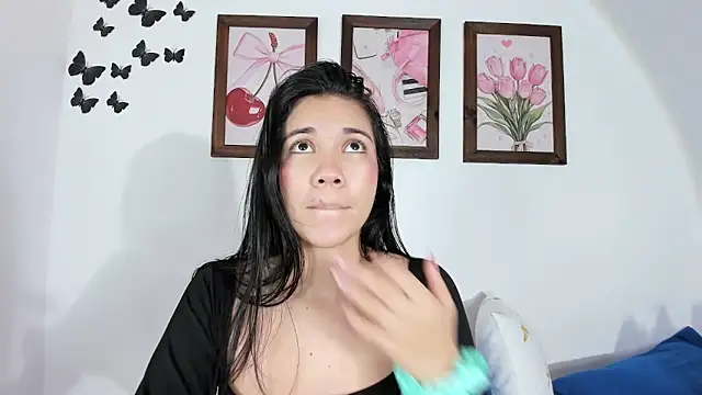 Emiily Parkerr online show from 04/23/26, 11:07