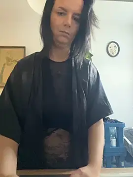 Snapshot of Off__Melonenmandy chatting on 10/05/25, 02:15 Off Melonenmandy online show from 10/05/25, 02:15