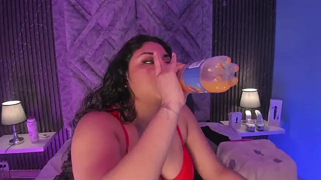 Snapshot of CANDYGABYY chatting on 11/11/25, 04:01 CANDYGABYY online show from 11/11/25, 04:01