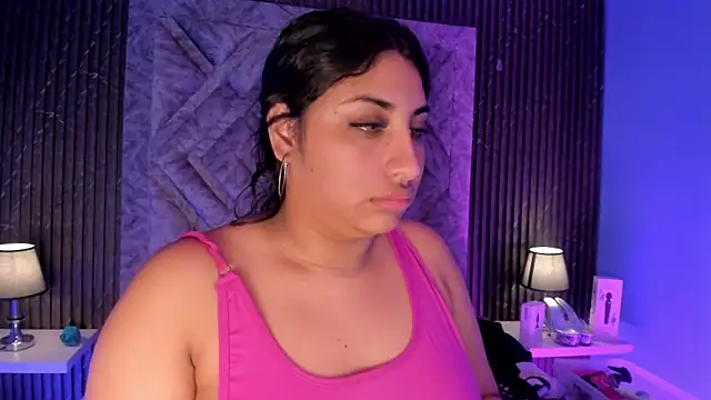 Snapshot of CANDYGABYY chatting on 11/13/25, 04:11 CANDYGABYY online show from 11/13/25, 04:11