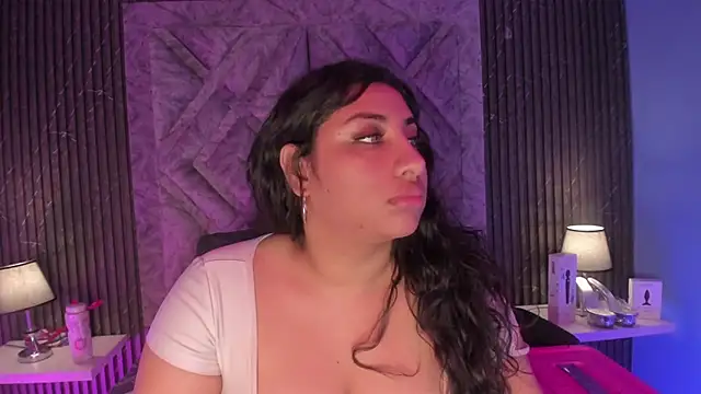 Snapshot of CANDYGABYY chatting on 11/28/25, 10:12 CANDYGABYY online show from 11/28/25, 10:12