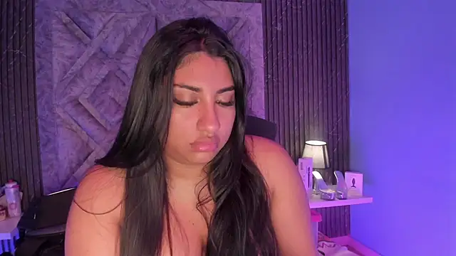 Snapshot of CANDYGABYY chatting on 12/16/25, 03:55 CANDYGABYY online show from 12/16/25, 03:55