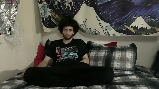 pantslesstraveler plt online show from 12/18/25, 05:41