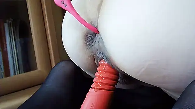 lizzy kissy666 online show from 02/17/25, 02:48