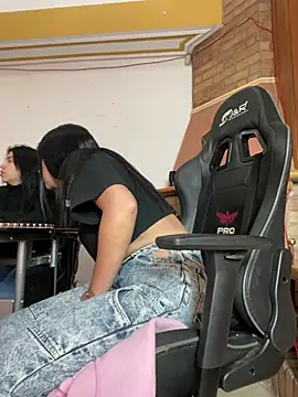 SaritaHot 69 online show from 02/19/25, 03:27