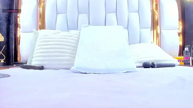 RileySweett online show from 10/27/25, 11:47